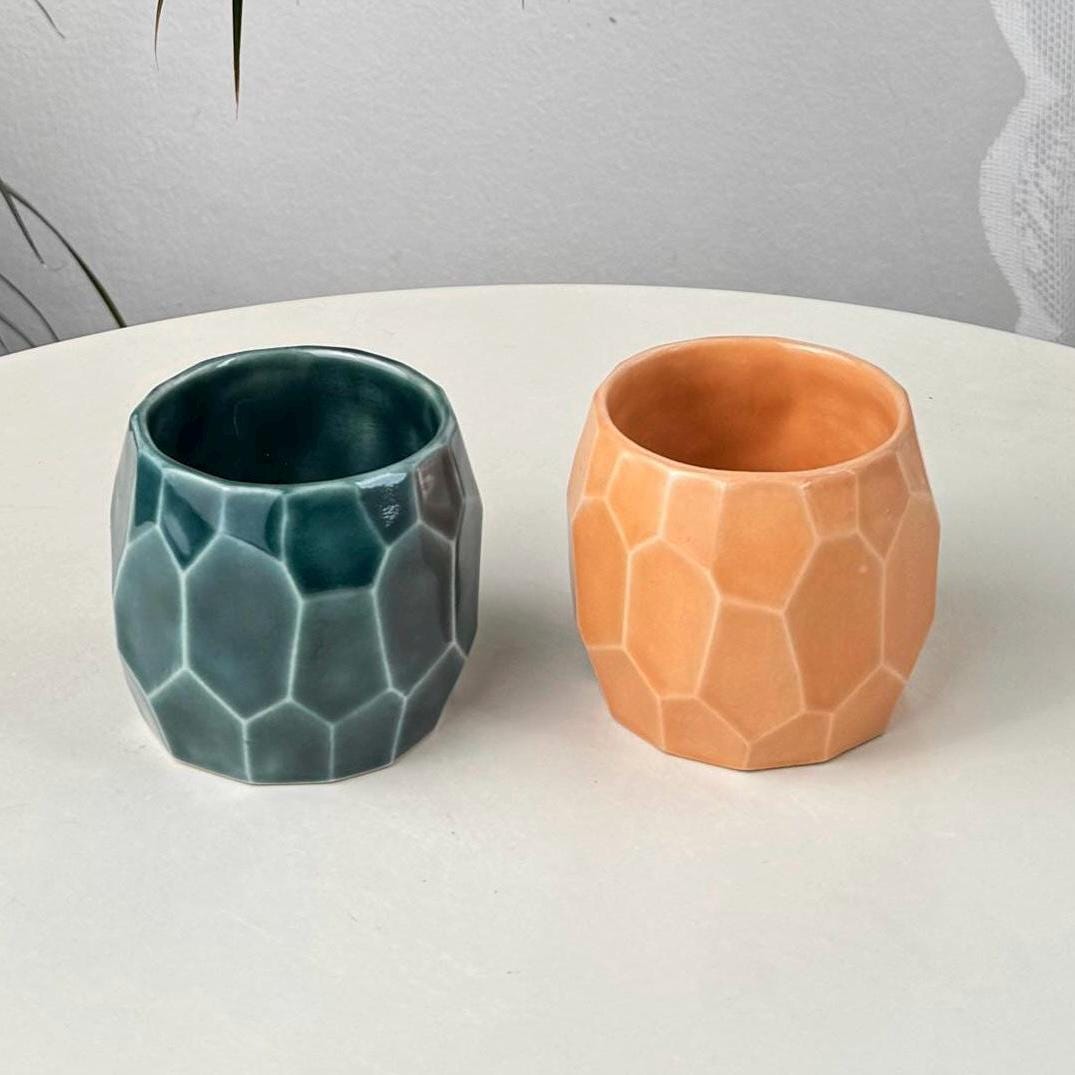 Set of 2 Faceted Stoneware Coffee Cups, 150 ml